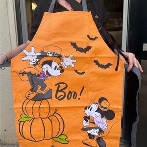 Disney Mickey Minnie Mouse Halloween Apron “Boo” NWT